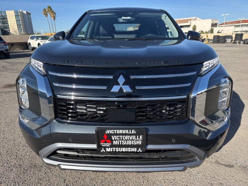 2026 Mitsubishi Outlander SE