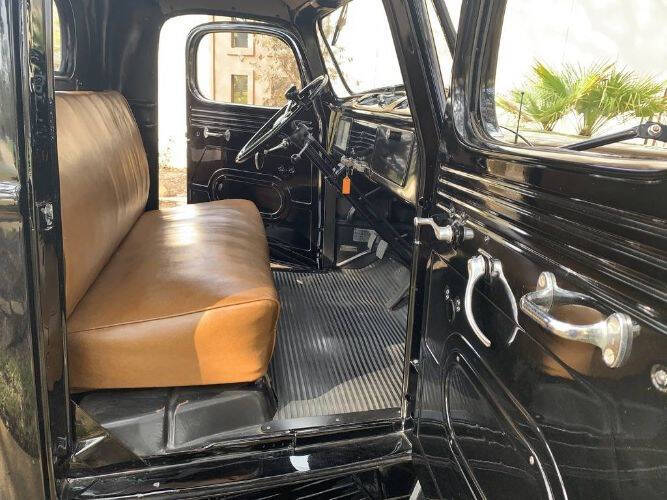 1957 International KB2