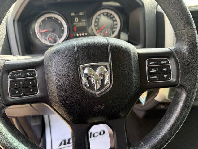 2016 RAM 1500 SLT