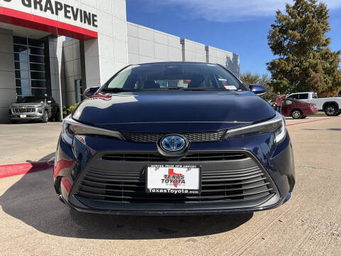 2025 Toyota Corolla Hybrid LE