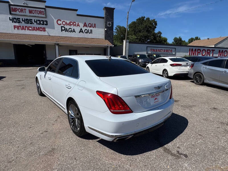 2017 Genesis G90