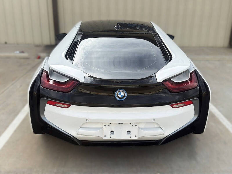 2015 BMW i8