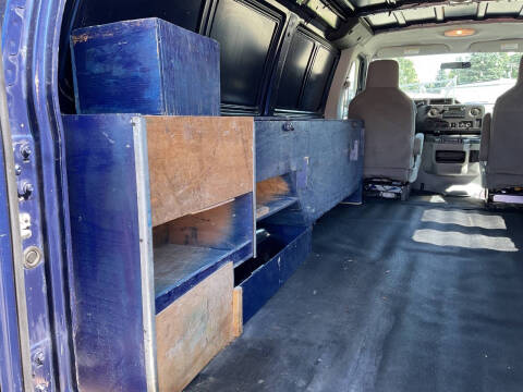 2011 Ford E-Series E-250