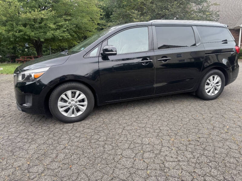 2017 Kia Sedona LX