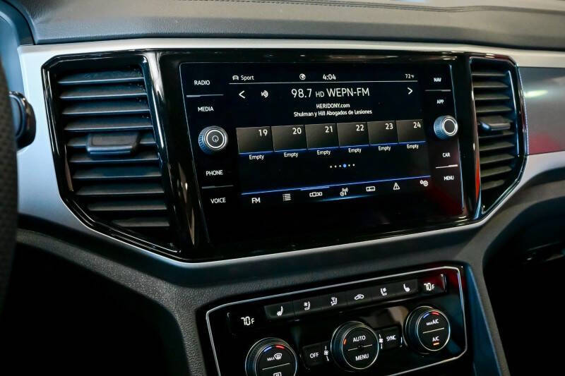 2022 Volkswagen Atlas Cross Sport V6 SEL Premium R-Line 4Motion