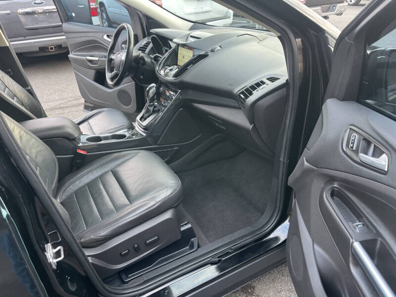 2016 Ford Escape Titanium