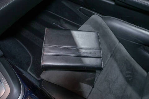 2012 Porsche Cayman R