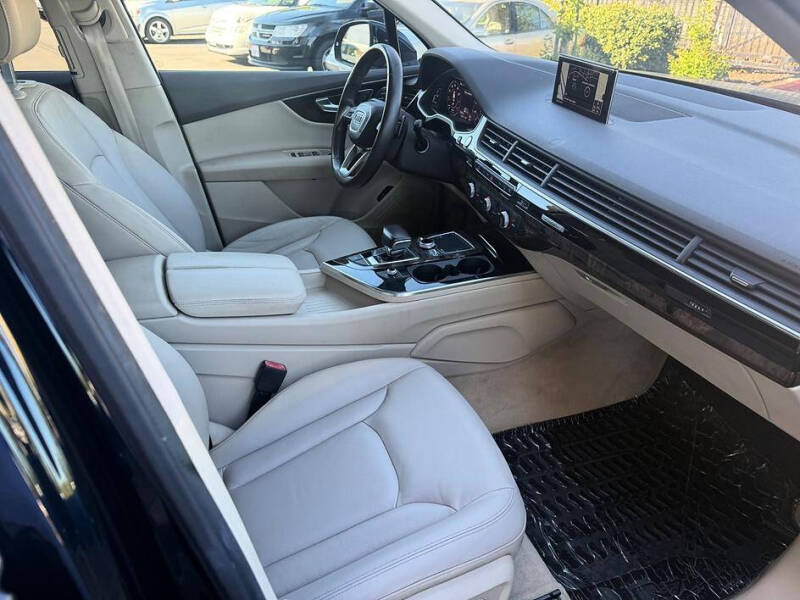 2017 Audi Q7 3.0T quattro Premium Plus