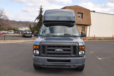 2014 Ford E-Series E-350 SD