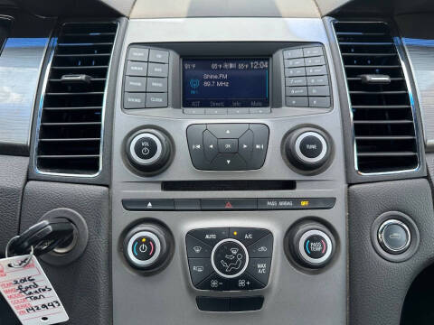 2016 Ford Taurus SEL