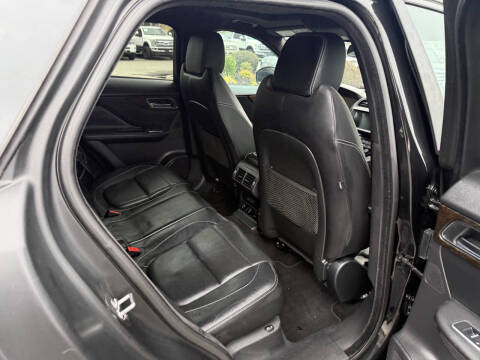 2017 Jaguar F-PACE S