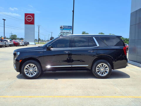 2023 GMC Yukon SLT