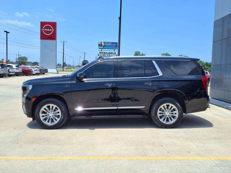 2023 GMC Yukon SLT