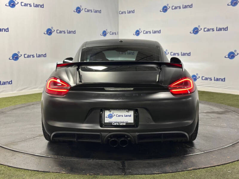 2016 Porsche Cayman GT4