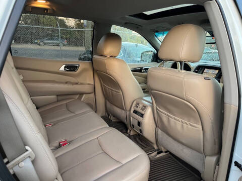 2014 Nissan Pathfinder SL