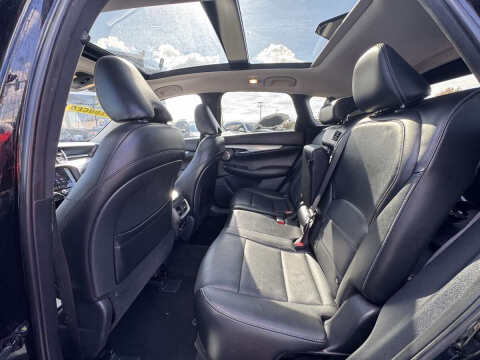 2019 Infiniti QX50 Essential