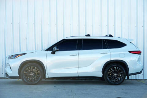 2022 Toyota Highlander Platinum