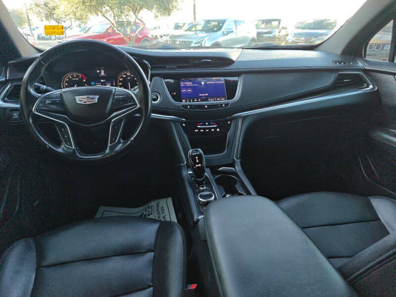 2021 Cadillac XT5 Premium Luxury