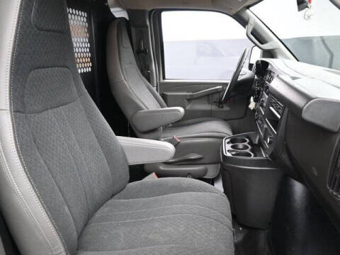 2024 Chevrolet Express 2500