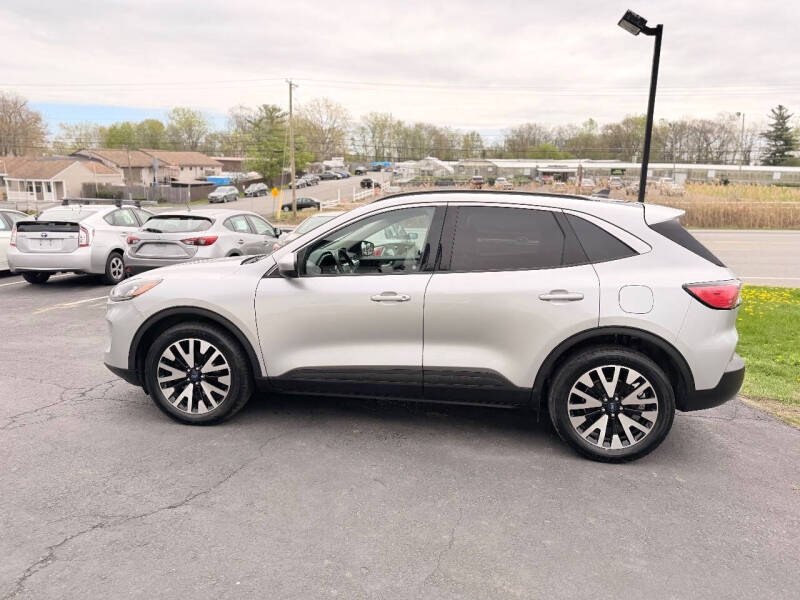 2020 Ford Escape SEL