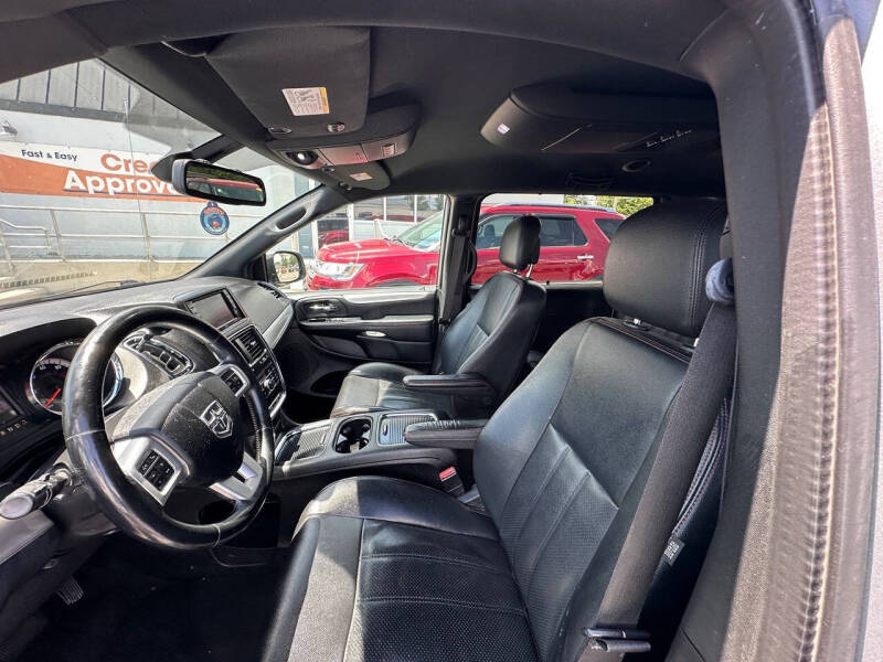 2019 Dodge Grand Caravan GT