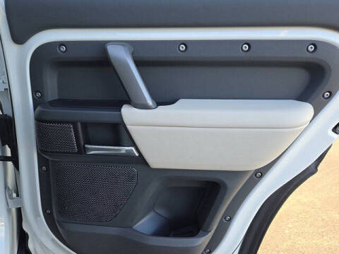 2024 Land Rover Defender 110 P400 X-Dynamic SE