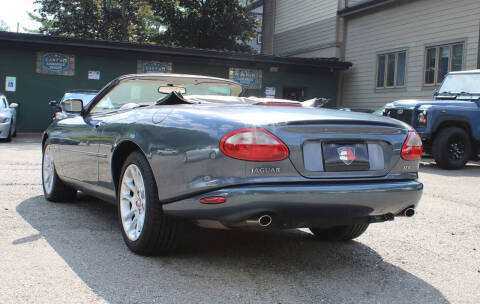 2000 Jaguar XKR