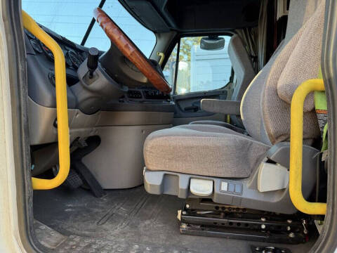 2017 Freightliner Cascadia