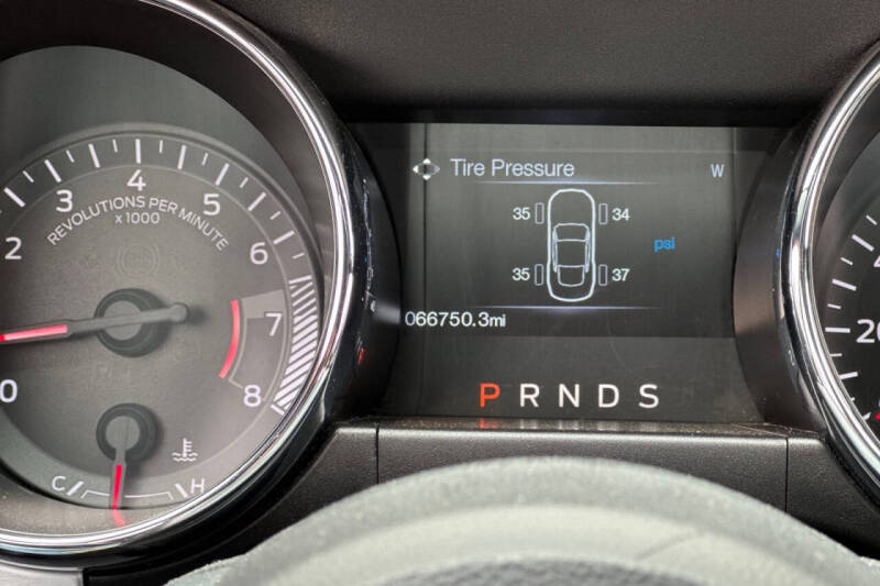 2015 Ford Mustang EcoBoost Premium