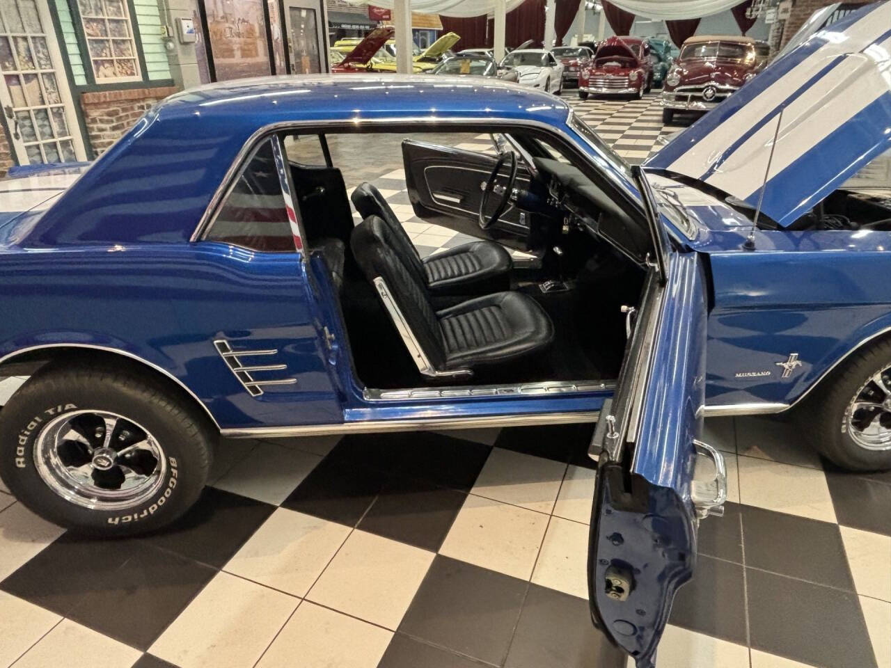 1966 Ford Mustang 27
