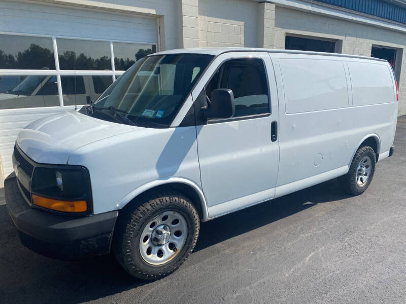 Used 2014 Chevrolet Express Cargo Work Van with VIN 1GCSGAFX3E1194281 for sale in Spencerport, NY