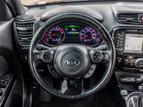 2017 Kia Soul +