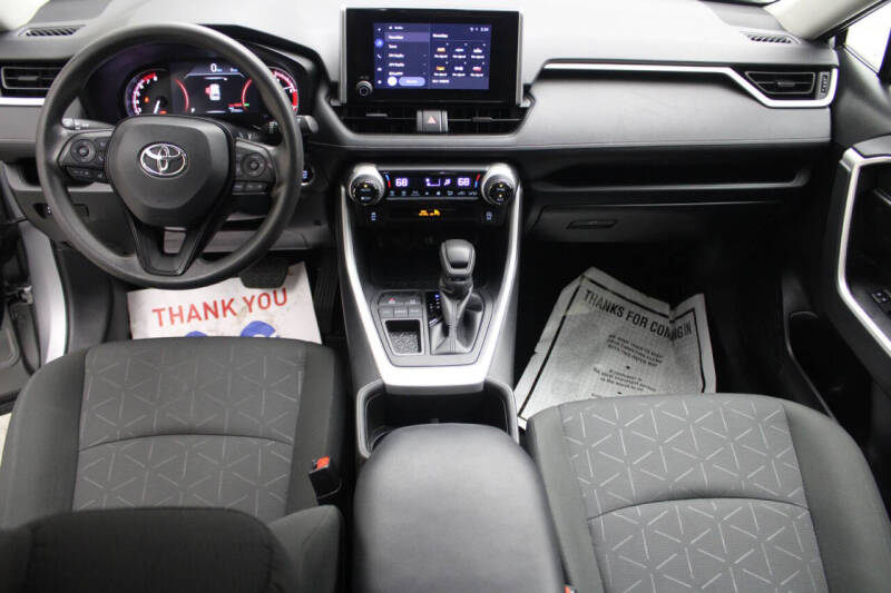 Used 2024 Toyota RAV4 XLE with VIN 2T3W1RFVXRW303777 for sale in Natchez, MS
