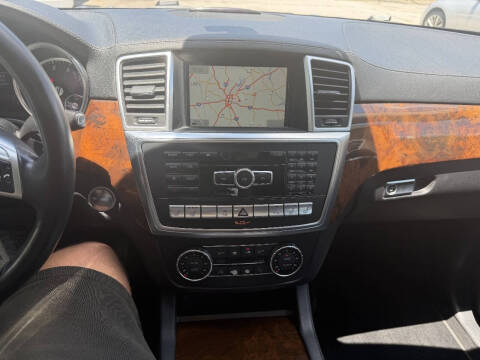 2014 Mercedes-Benz GL-Class GL 550 4MATIC