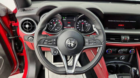 2019 Alfa Romeo Stelvio Ti Sport