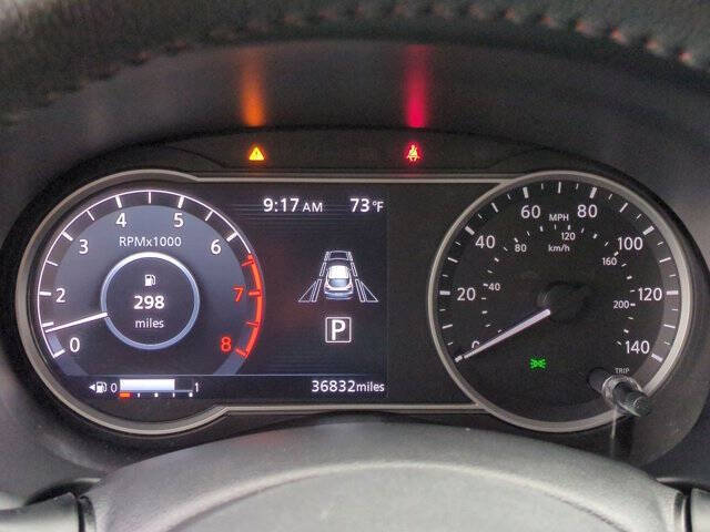 2020 Nissan Kicks SR