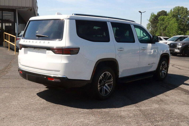 2023 Jeep Wagoneer
