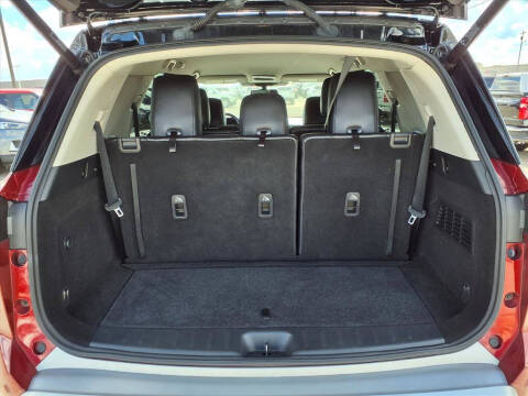 2022 Nissan Pathfinder SL