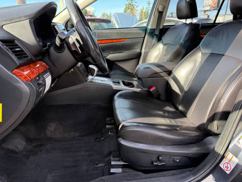 2011 Subaru Outback 2.5i Limited