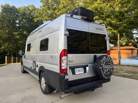 2022 Winnebago Solis 59PX
