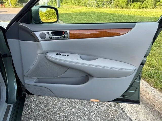 2005 Lexus ES 330