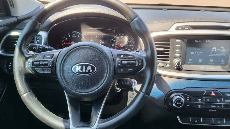 2018 Kia Sorento LX