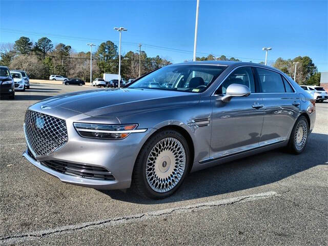 2021 Genesis G90