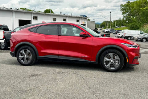 2022 Ford Mustang Mach-E Select