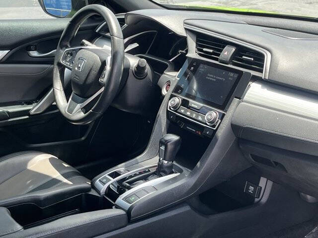 2017 Honda Civic Touring