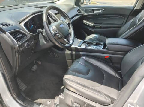 2020 Ford Edge Titanium
