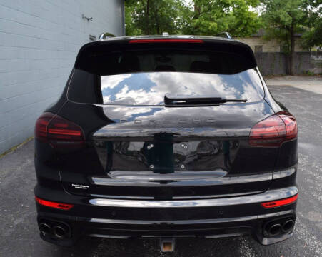 2017 Porsche Cayenne GTS