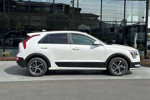 2025 Kia Niro EX