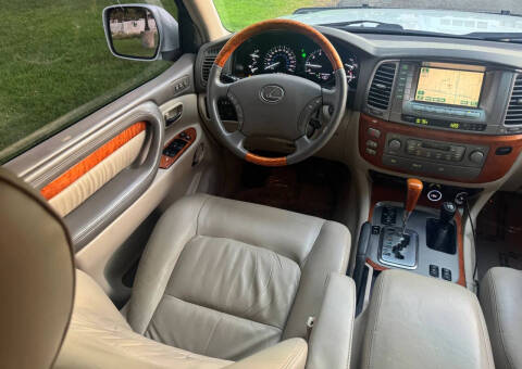 2004 Lexus LX 470