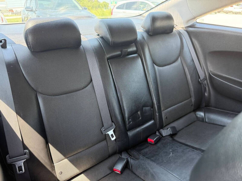 2013 Hyundai Elantra Coupe SE